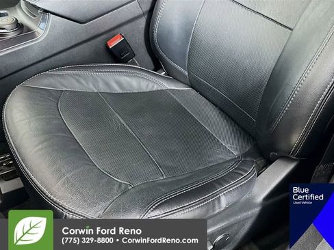 Used 2017 Ford Explorer Limited image 23