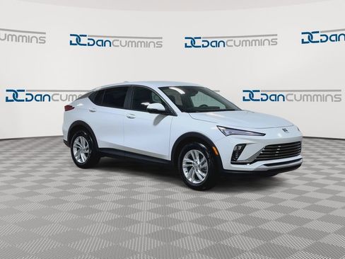 New 2026 Buick Envista Preferred w/ Convenience I Package image 2