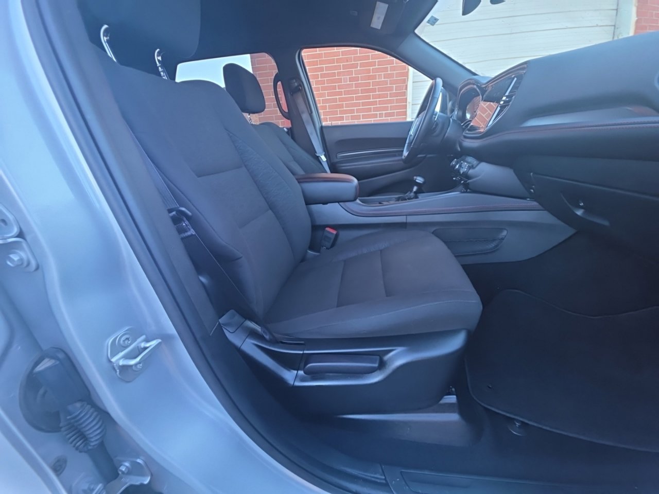Used 2025 Dodge Durango GT RWD image 28