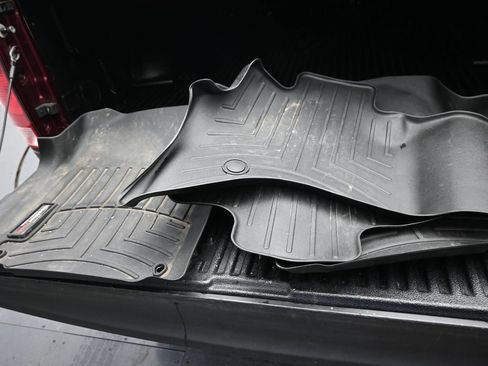 Used 2018 RAM 1500 Express w/ Express Value Package image 33