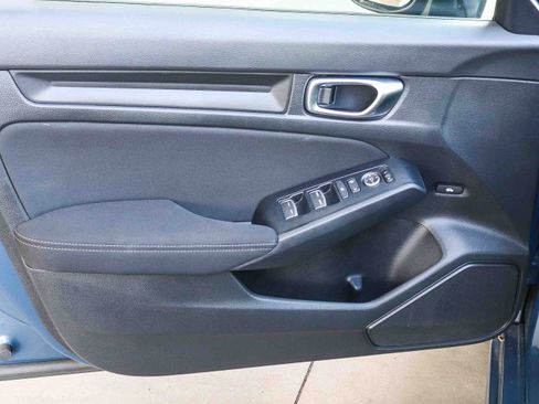 Certified 2025 Honda Civic Sport image 24