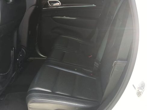 Used 2016 Jeep Grand Cherokee High Altitude AWD/4WD image 19