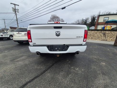 Used 2018 RAM 1500 Express w/ Express Value Package image 6