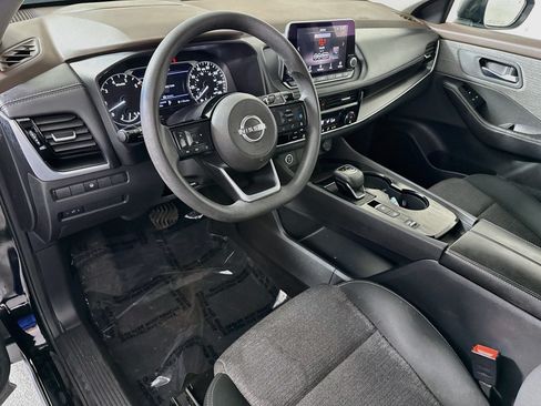 Used 2022 Nissan Rogue SV FWD image 23