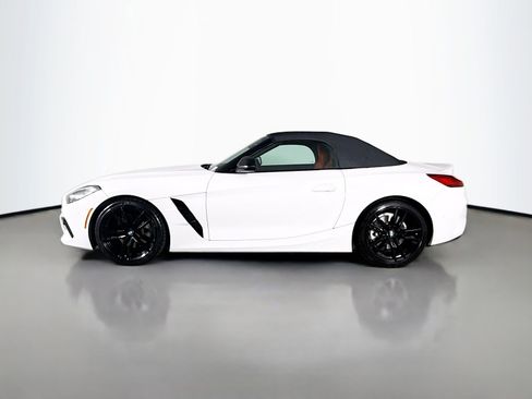 Used 2021 BMW Z4 sDrive30i w/ M Sport Package image 4