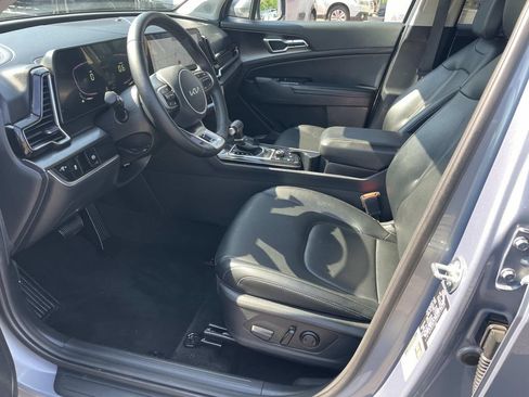 Used 2023 Kia Sportage EX AWD/4WD image 18