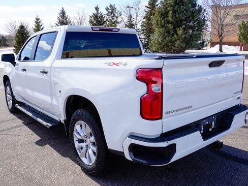 Used 2019 Chevrolet Silverado 1500 Custom w/ Custom Value Package image 6