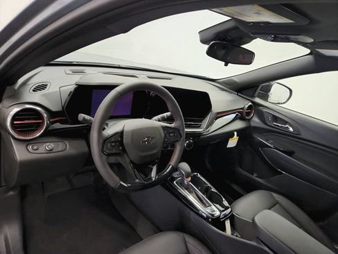 New 2026 Chevrolet Trax RS w/ Driver Confidence Package FWD image 17