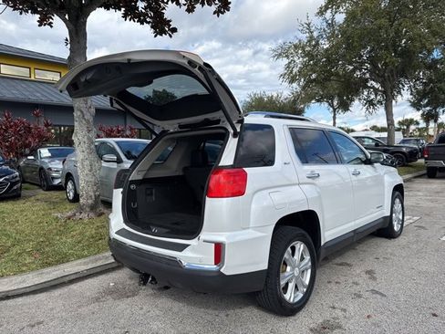Used 2017 GMC Terrain SLT w/ Open Road Package image 19