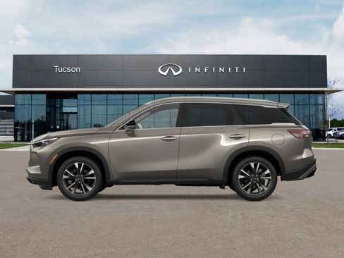 New 2025 INFINITI QX60 Luxe image 3