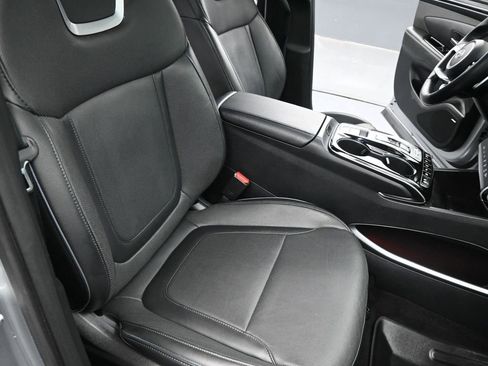 Used 2023 Hyundai Tucson Limited image 29