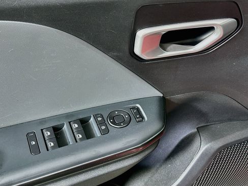 Used 2025 Kia K4 FWD image 15