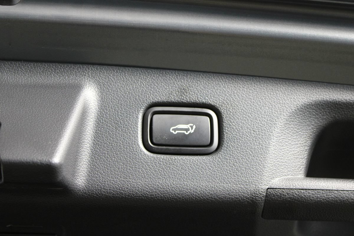Used 2025 Hyundai Palisade SEL FWD image 31