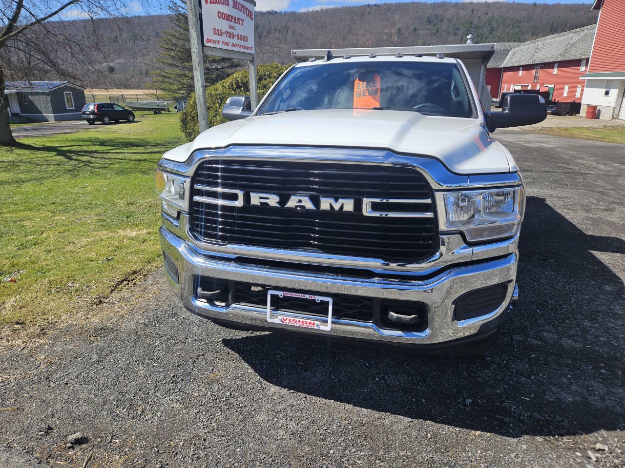 Used 2021 RAM 3500 Tradesman w/ Chrome Appearance Group AWD/4WD image 7