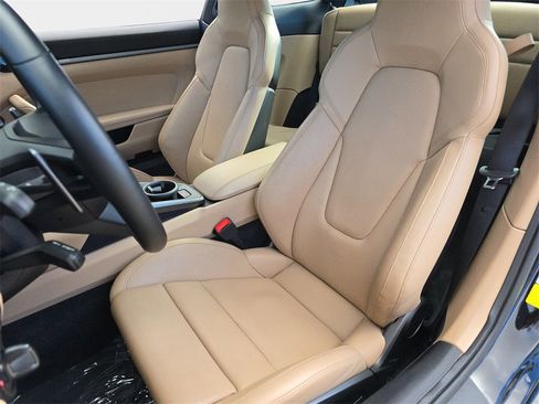 Used 2021 Porsche 911 Carrera image 18