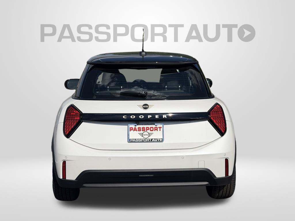 New 2026 MINI Cooper 2-Door Hardtop FWD image 5