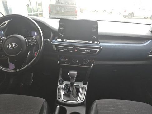 Used 2021 Kia Seltos S AWD/4WD image 6