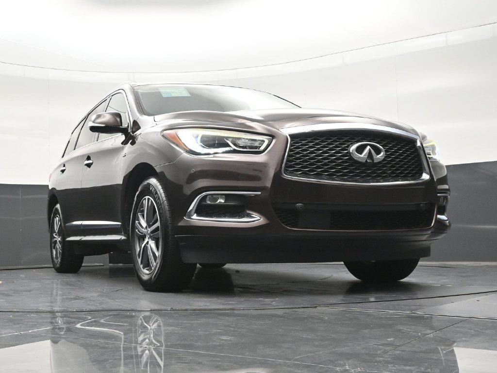 Used 2019 INFINITI QX60 Luxe w/ Essential Package FWD image 29