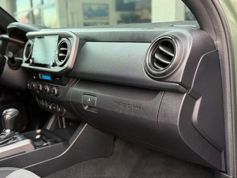 Used 2021 Toyota Tacoma TRD Sport image 68