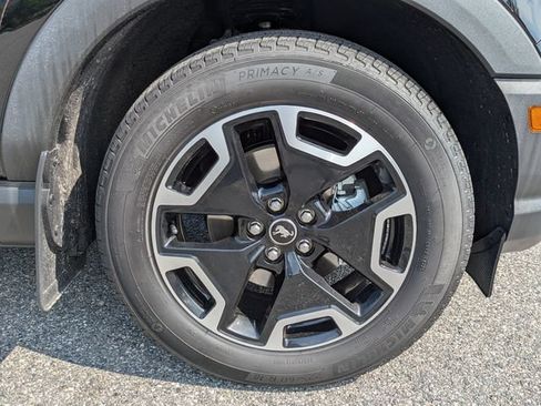 Used 2023 Ford Bronco Sport Outer Banks w/ Tech Package AWD/4WD image 11