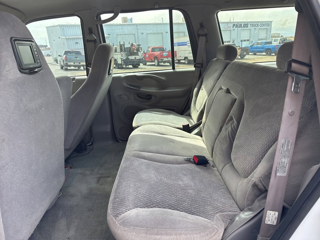 Used 1998 Ford Expedition XLT RWD image 16