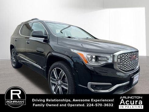 Used 2017 GMC Acadia Denali w/ Technology Package image 3