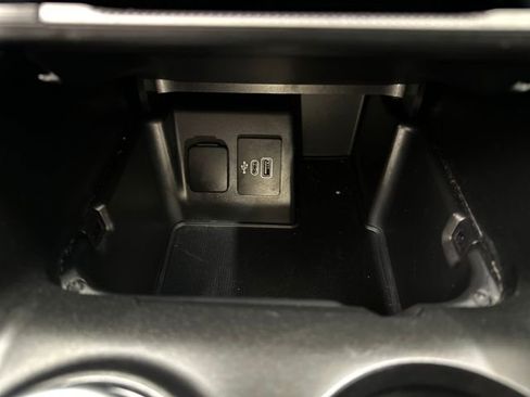 Certified 2025 Ford Explorer ST-Line w/ ST-Line Street Pack image 36