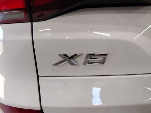Used 2023 BMW X5 xDrive40i w/ M Sport Package AWD/4WD image 15