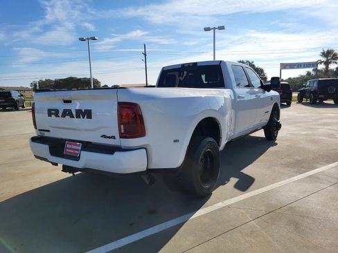 Used 2025 RAM 3500 Laramie image 5