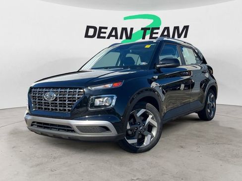 Used 2024 Hyundai Venue SEL image 4