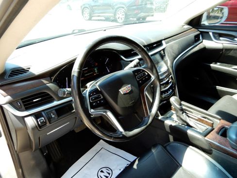 Used 2019 Cadillac XTS Luxury image 14