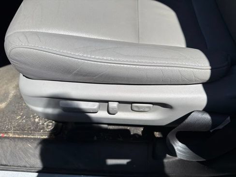 Used 2018 Honda Pilot EX-L image 9