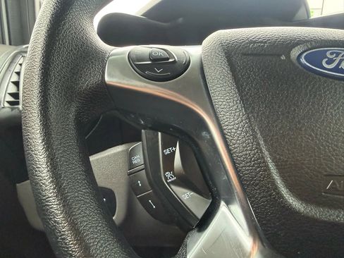 Used 2022 Ford Transit Connect XLT image 28