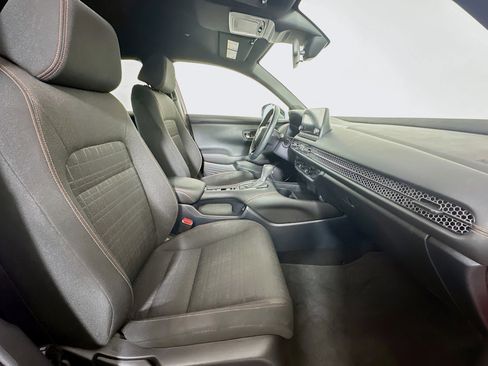 Used 2023 Honda HR-V Sport image 29