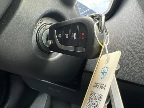 Used 2025 Toyota Corolla LE FWD image 21