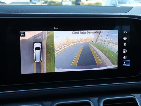 Used 2020 Mercedes-Benz GLS 450 4MATIC image 24