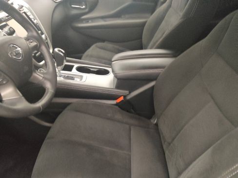 Used 2019 Nissan Murano SV FWD image 17
