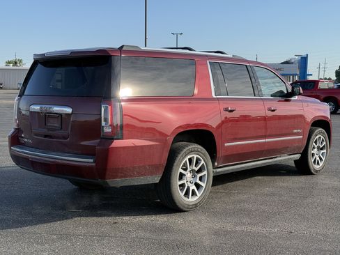 Used 2019 GMC Yukon XL Denali w/ Open Road Package AWD/4WD image 3