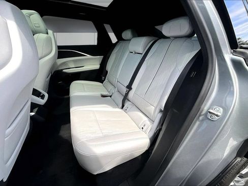 Certified 2025 Cadillac Lyriq Luxury w/ LPO, Floor Liner Package AWD/4WD image 21
