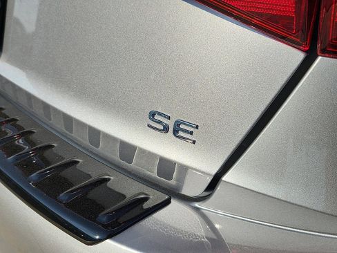 New 2025 Volkswagen Jetta SE image 10