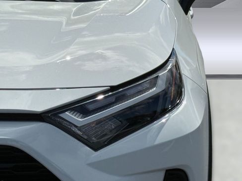 Used 2025 Toyota RAV4 XLE w/ Convenience Package image 11