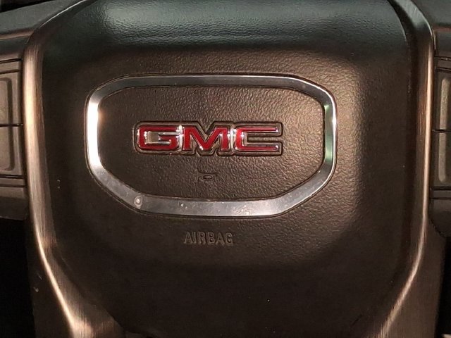 Used 2022 GMC Sierra 2500 AT4 w/ Gooseneck/5TH Wheel Package AWD/4WD image 13