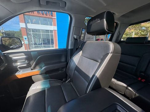 Used 2018 Chevrolet Silverado 1500 High Country AWD/4WD image 12