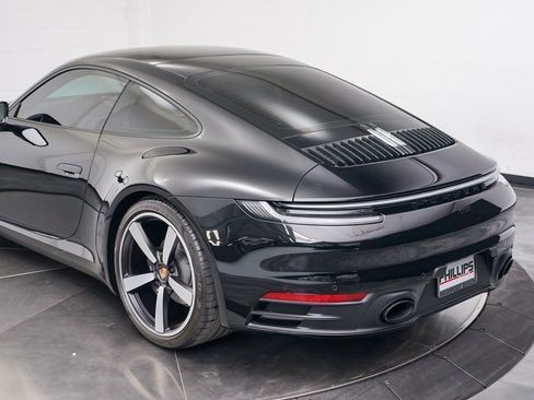 Used 2024 Porsche 911 Carrera image 13