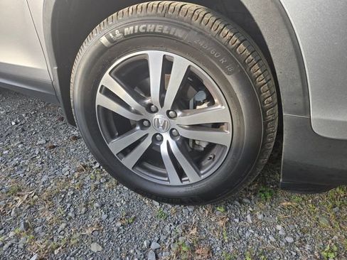 Used 2017 Honda Pilot EX-L image 2