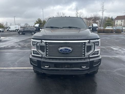 Used 2022 Ford F350 Platinum image 2