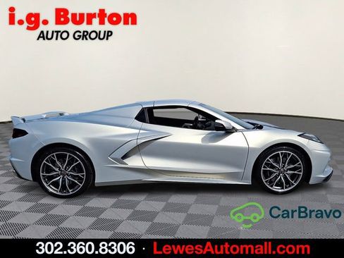 Used 2024 Chevrolet Corvette Stingray Preferred Conv w/ Z51 Performance Package RWD image 7