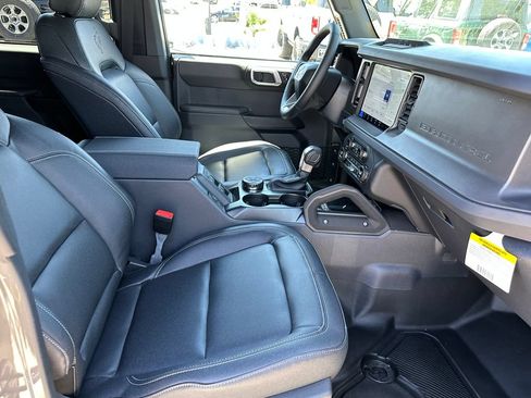 New 2026 Ford Bronco Big Bend w/ Black Diamond Package AWD/4WD image 17