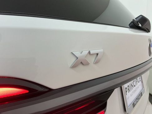 Certified 2026 BMW X7 M60i w/ Executive Package AWD/4WD image 36
