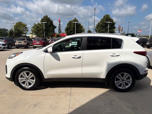 Used 2017 Kia Sportage LX w/ LX Popular Package FWD image 5